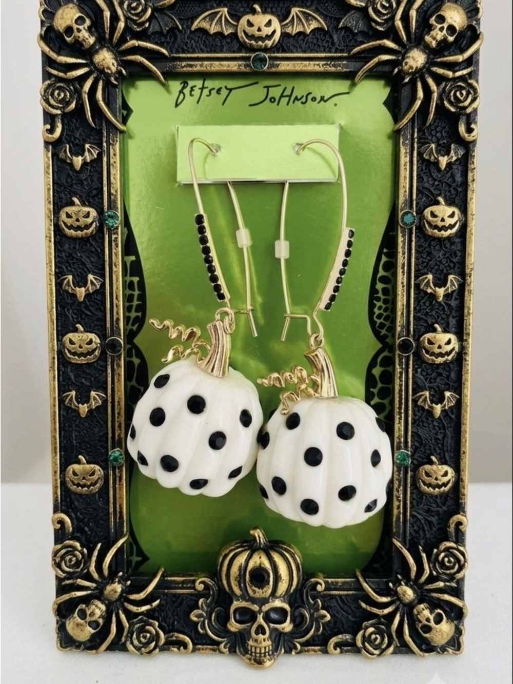 Betsey Johnson White and Black Polka Dot Pumpkin Earrings. Fairycore, Whimsigoth